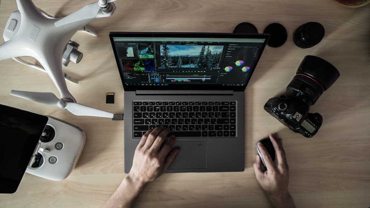 空撮と映像編集