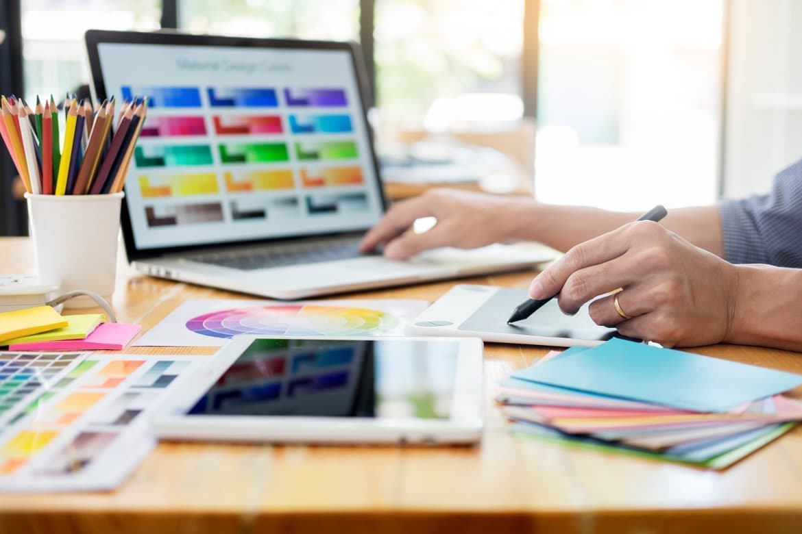 TOMII未来デザイン研究室サポート＿オフィス